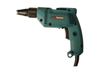 may-van-vit-makita-6821